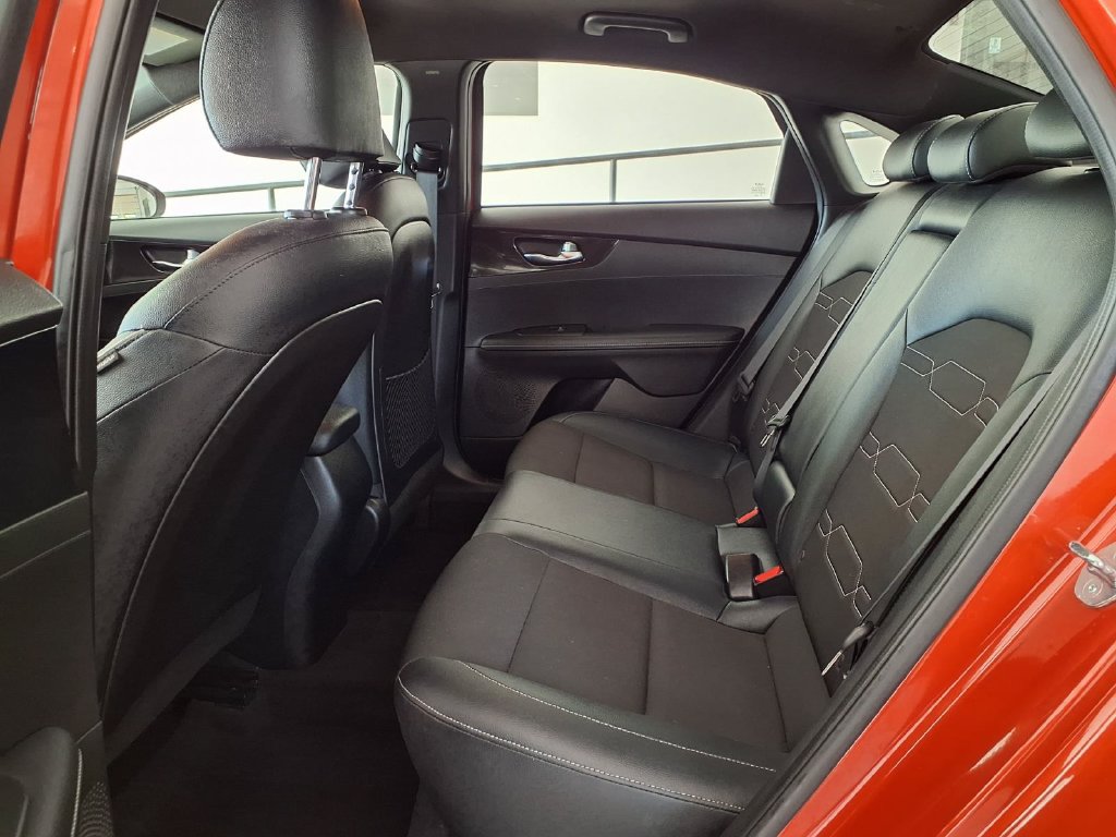 Used 2023 Kia Forte GT-Line FWD image 15