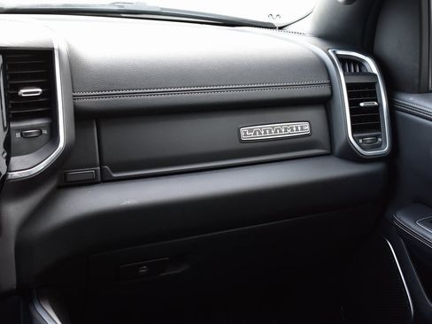 Used 2023 RAM 1500 Laramie image 32
