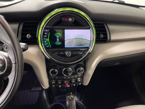 Used 2019 MINI Cooper S w/ Driver Assistance Package image 20