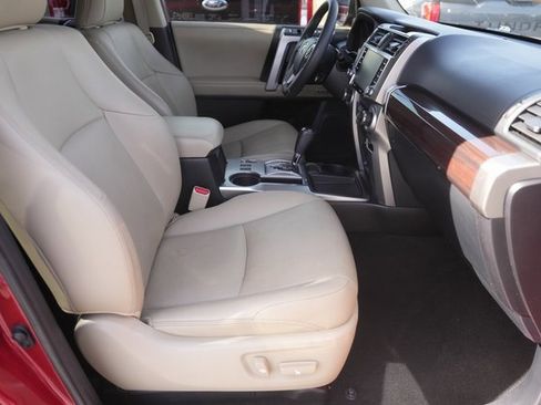 Used 2020 Toyota 4Runner Limited image 19