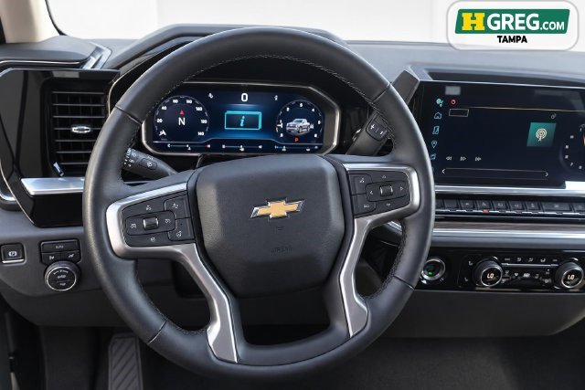Used 2024 Chevrolet Silverado 1500 LT AWD/4WD image 13