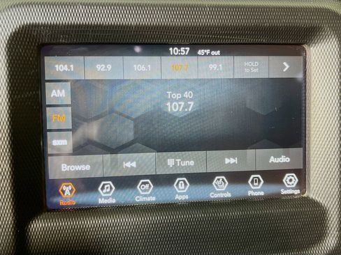 Used 2018 Jeep Wrangler Unlimited Sport S image 19