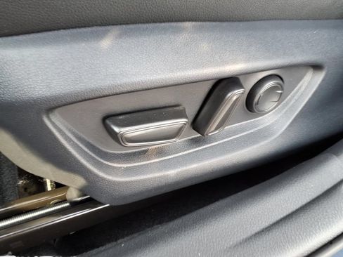 Used 2026 Toyota Camry SE FWD image 15