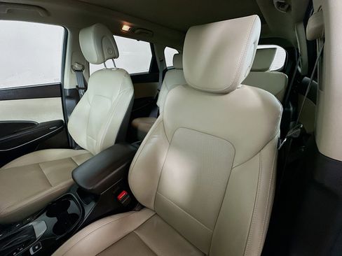 Used 2019 Hyundai Santa Fe XL image 21