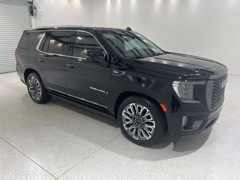 Used 2023 GMC Yukon Denali Ultimate image 6