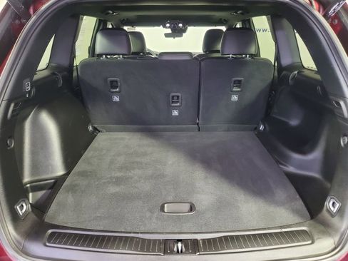 Used 2025 Jeep Grand Cherokee Altitude AWD/4WD image 7