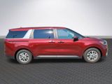 Used 2022 Kia Carnival LX image 4