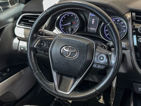 Used 2018 Toyota Camry SE FWD image 15