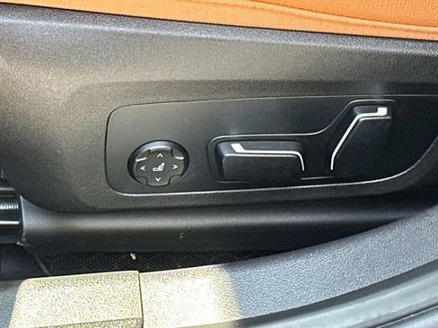 Used 2026 BMW 330i xDrive Sedan AWD/4WD image 36