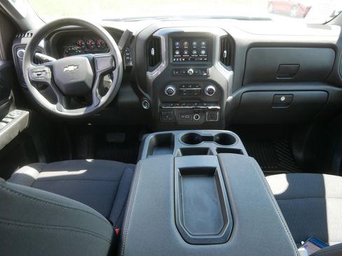 Used 2025 Chevrolet Silverado 2500 Custom w/ Custom Convenience Package AWD/4WD image 10