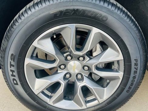 Used 2019 Chevrolet Silverado 1500 LT w/ Texas Edition image 9