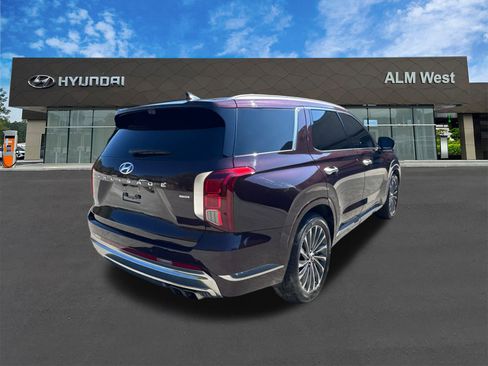 Used 2023 Hyundai Palisade Calligraphy image 5