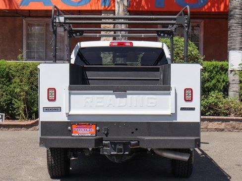 Used 2021 RAM 2500 Tradesman w/ Chrome Appearance Group RWD image 7