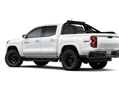 New 2026 Chevrolet Colorado Z71 w/ Midnight Edition AWD/4WD image 2