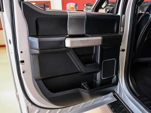 Used 2017 Ford F150 Lariat image 44