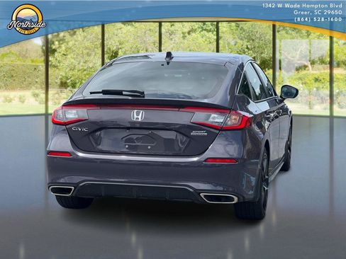 Used 2024 Honda Civic Sport Touring image 5