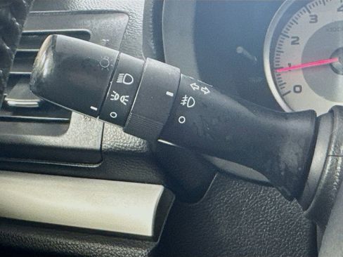 Used 2013 Subaru Impreza 2.0i Sport Premium AWD/4WD image 12