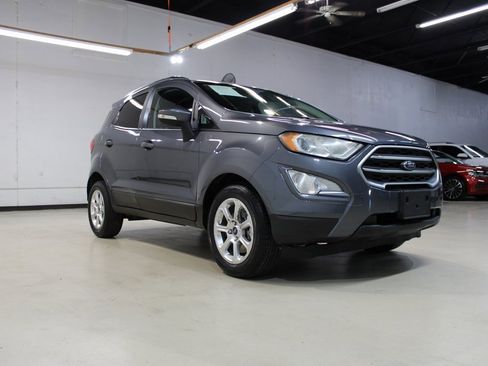 Used 2019 Ford EcoSport SE image 2