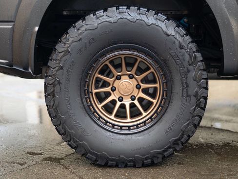 Used 2017 Ford F150 Raptor w/ Equipment Group 802A Luxury image 52