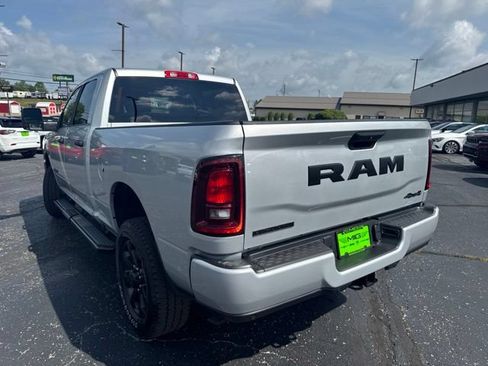 Used 2026 RAM 2500 Big Horn AWD/4WD image 4