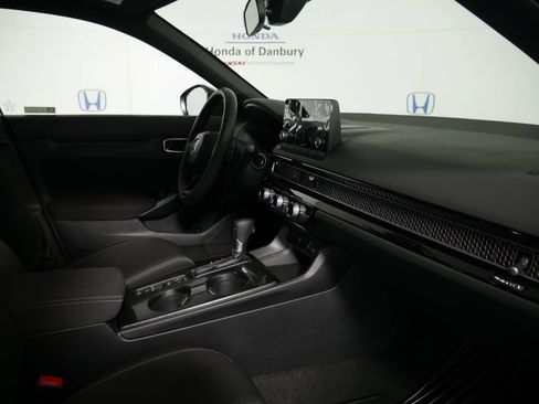 Used 2023 Honda Civic Sport image 7