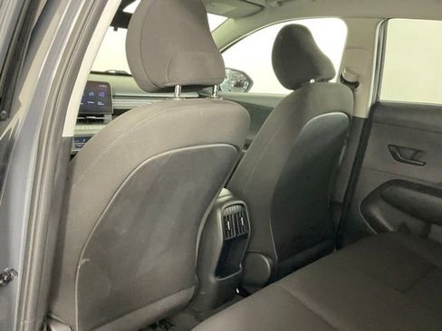 Used 2025 Hyundai Kona SEL FWD image 14