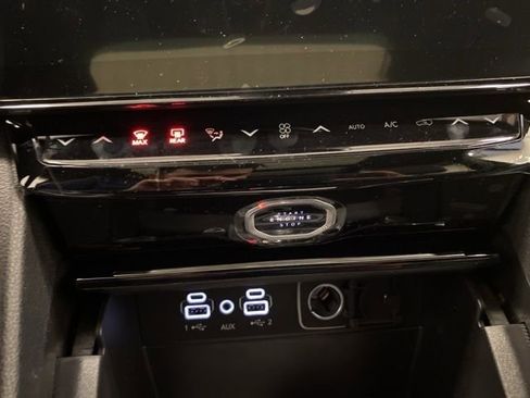 New 2026 Jeep Grand Cherokee L Limited AWD/4WD image 15