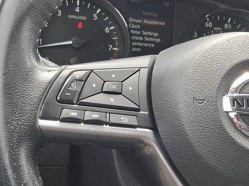 Used 2020 Nissan Rogue SV AWD/4WD image 20