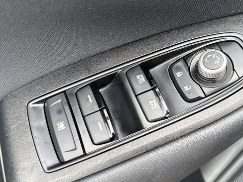 Used 2021 Subaru Outback Premium image 19