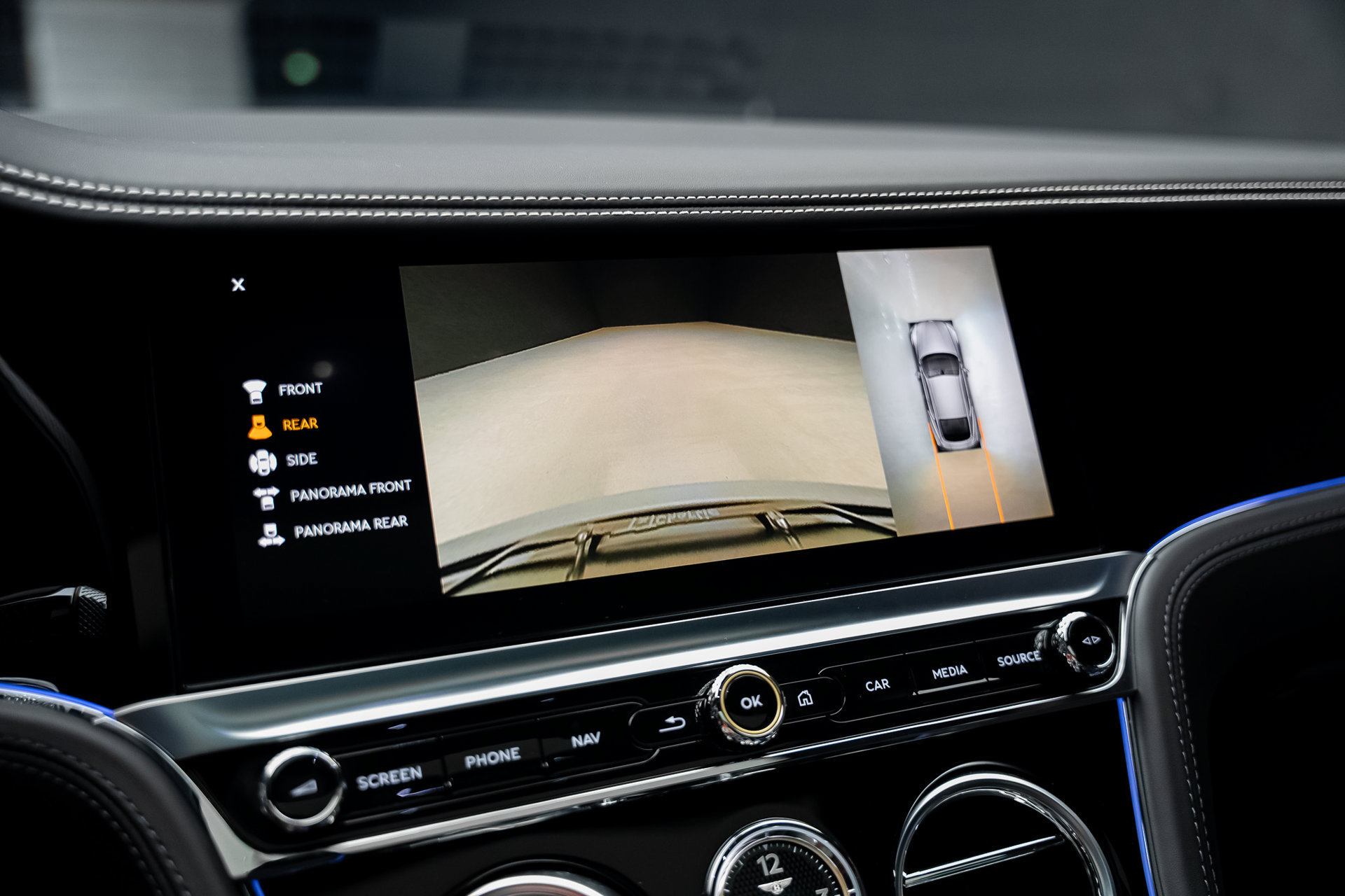 Used 2022 Bentley Continental GT AWD/4WD image 49