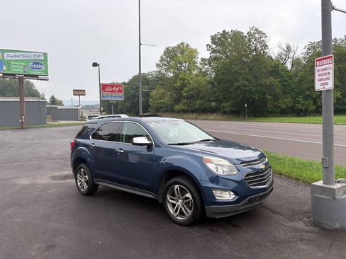 Used 2017 Chevrolet Equinox Premier w/ Enhanced Convenience Package AWD/4WD image 1