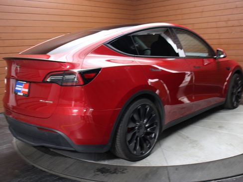 Used 2022 Tesla Model Y Performance image 6