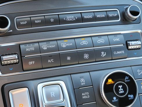 Certified 2023 Hyundai Santa Fe Calligraphy image 24