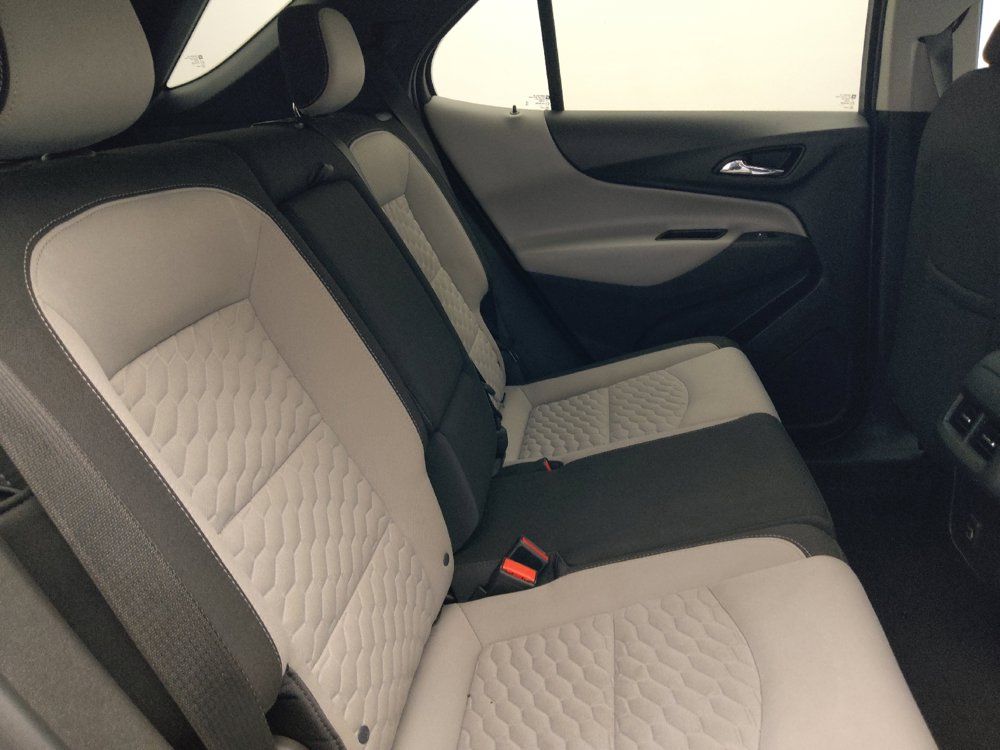 Used 2019 Chevrolet Equinox LS w/ LS Convenience Package FWD image 19