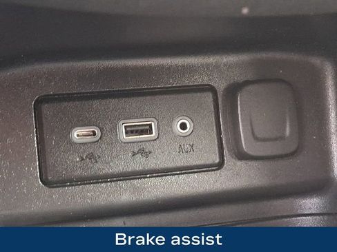 Used 2023 Chevrolet Equinox LT AWD/4WD image 17