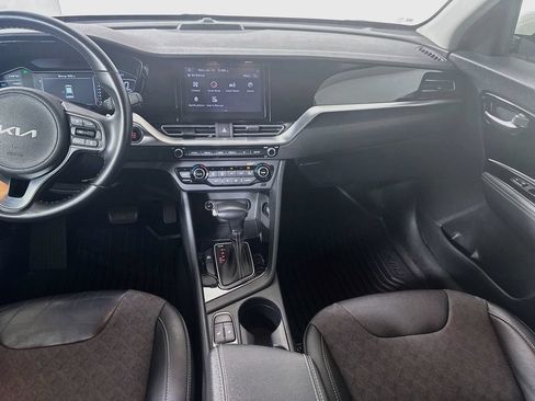 Used 2022 Kia Niro EX FWD image 22