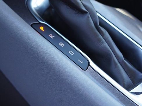 Used 2023 Chevrolet Malibu LS image 27