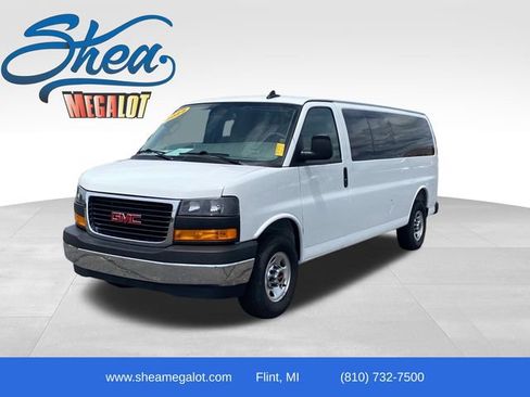 Used 2025 GMC Savana 3500 LT w/ LT Preferred Equipment Group RWD image 1