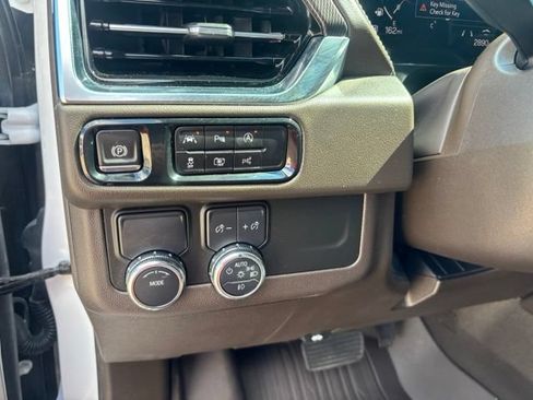 Used 2025 GMC Yukon Elevation w/ LPO, Floor Liner Package RWD image 23