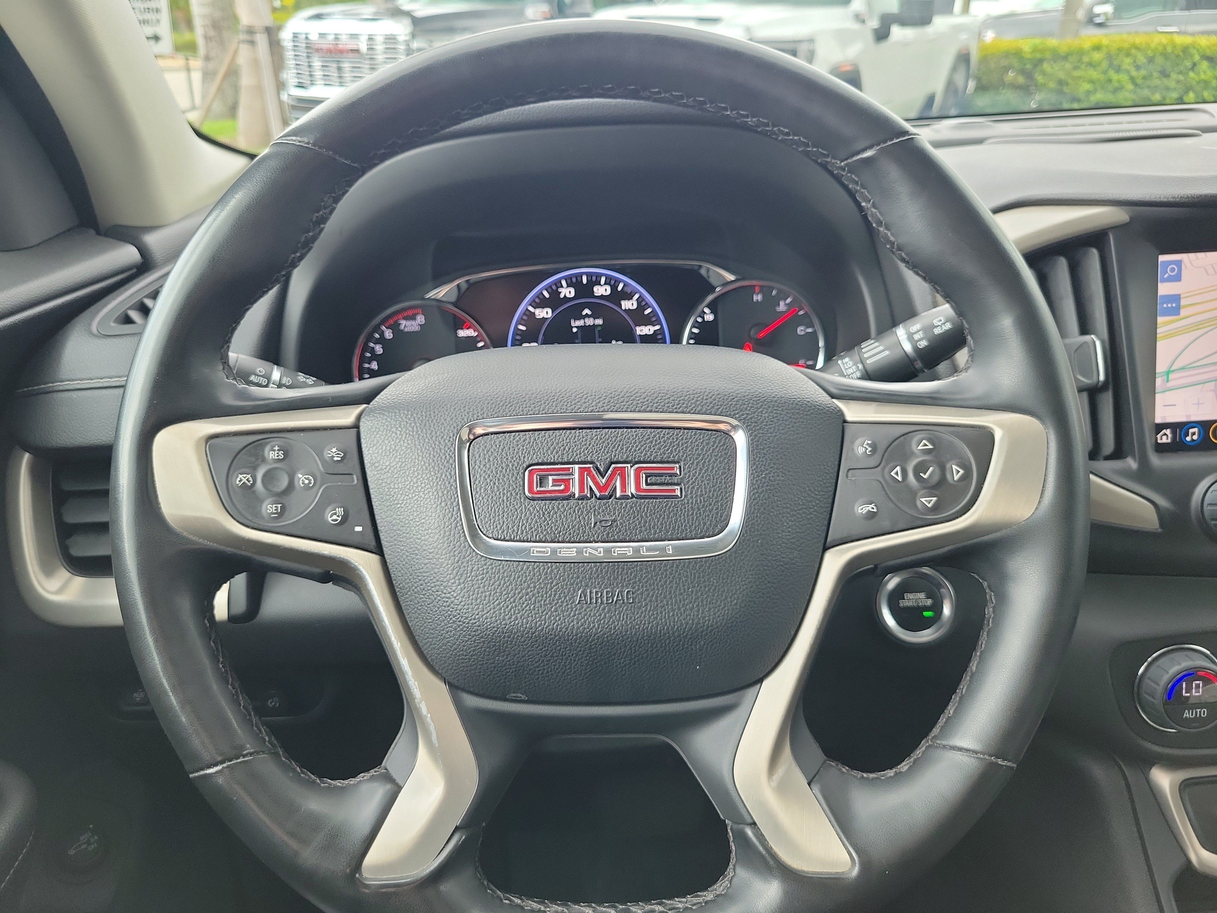 Used 2024 GMC Terrain Denali w/ Denali Premium Package AWD/4WD image 21