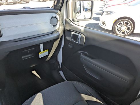 New 2026 Jeep Wrangler Unlimited Sport image 16