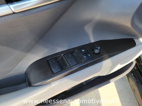 Used 2022 Toyota Camry LE image 16