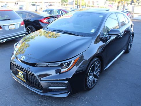 Used 2020 Toyota Corolla SE FWD image 4
