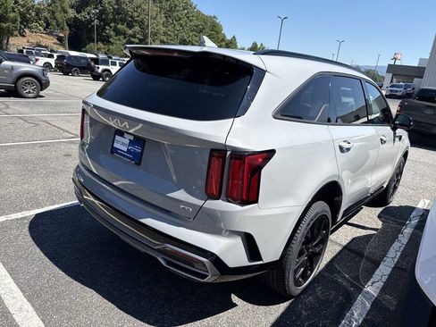 Used 2023 Kia Sorento SX AWD/4WD image 15