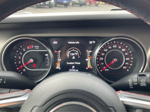 Used 2019 Jeep Wrangler Unlimited Rubicon w/ Cold Weather Group image 13