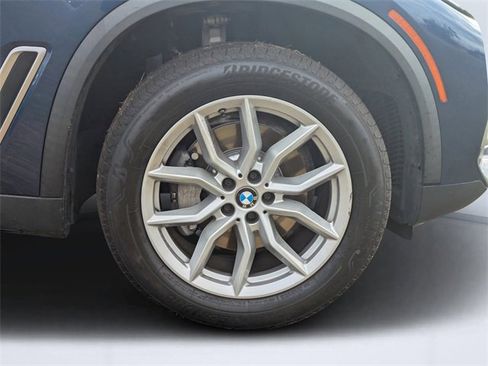 Used 2020 BMW X5 xDrive40i w/ Convenience Package image 11