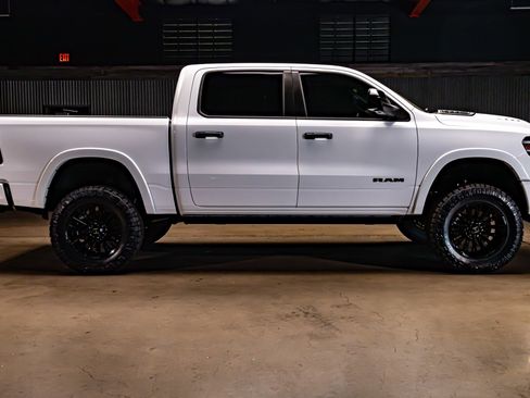 Used 2023 RAM 1500 Limited image 11