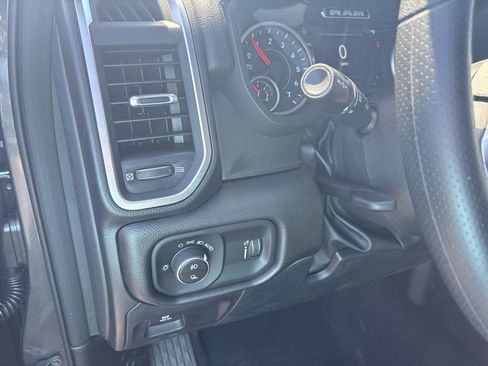 New 2026 RAM 1500 Express AWD/4WD image 17