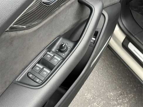 Used 2020 Audi SQ8 Prestige w/ Prestige Package image 22