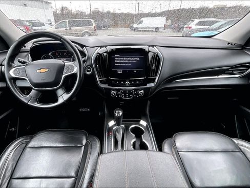 Used 2020 Chevrolet Traverse LT w/ LT Premium Package image 22